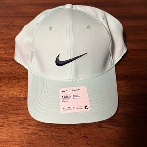 Nike Light Green Golf Cap